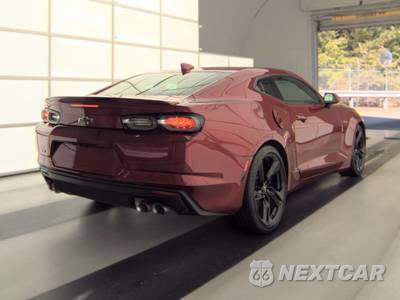 2021 Chevrolet Camaro LT1 Coupe 1LZ - zdjęcie 4 z 43 - miniatura