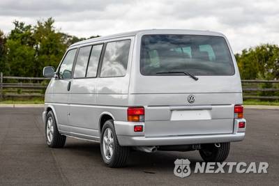 2002 Volkswagen EuroVan MV 115.0" WB - zdjęcie 16 z 50 - miniatura
