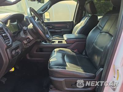 2023 Ram 2500 Limited Extended Crew Cab Medium Bed - zdjęcie 7 z 24 - miniatura