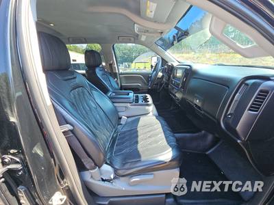 2018 Chevrolet Silverado 1500 Custom Crew Cab Short Bed 1CX - zdjęcie 8 z 46 - miniatura