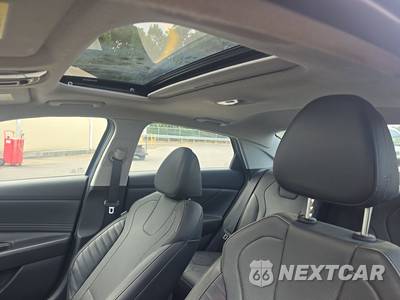 2023 Hyundai Elantra Hybrid Limited - zdjęcie 17 z 23 - miniatura