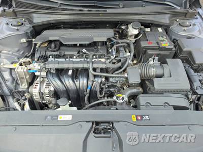 2025 Hyundai Elantra SEL Sport - zdjęcie 15 z 39 - miniatura