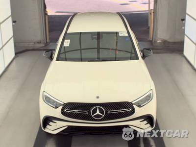 2025 Mercedes-Benz GLC 300 4MATIC - zdjęcie 2 z 19 - miniatura