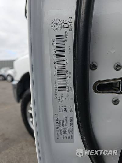 2015 Ram 3500 SLT Crew Cab Long Bed - zdjęcie 15 z 39 - miniatura