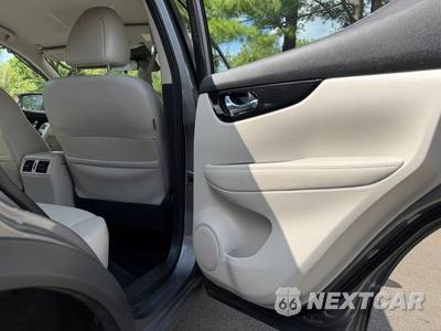 2022 Nissan Rogue Sport SL - zdjęcie 11 z 23 - miniatura