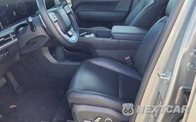 2025 Hyundai Santa Fe Limited - zdjęcie 11 z 27 - miniatura