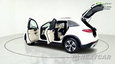 2025 Mercedes-Benz GLC 350e - zdjęcie 16 z 50 - miniatura