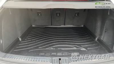 2024 Porsche Macan - zdjęcie 30 z 50 - miniatura