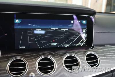 2021 Mercedes-Benz E 450 4MATIC Wagon - zdjęcie 8 z 23 - miniatura