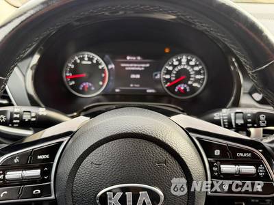 2021 Kia Seltos SX - zdjęcie 20 z 20 - miniatura