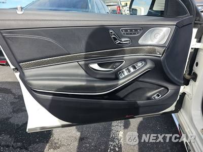 2020 Mercedes-Benz AMG S 63 4MATIC Sedan - zdjęcie 9 z 25 - miniatura