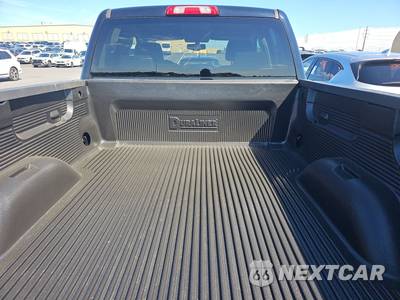 2018 Chevrolet Silverado 2500HD LT Extended Cab Medium Bed 1LT - zdjęcie 16 z 31 - miniatura