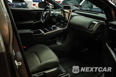 2025 Subaru Solterra Premium - zdjęcie 12 z 27 - miniatura