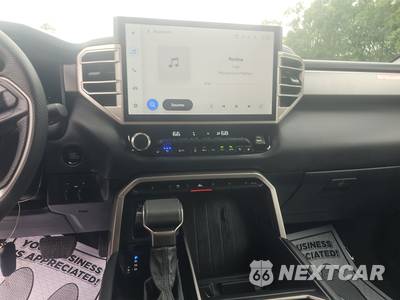 2026 Toyota Tundra Limited Crew Cab Short Bed - zdjęcie 17 z 24 - miniatura