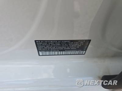 2018 Volkswagen Golf R Hatchback w/DCC & Navigation - zdjęcie 14 z 29 - miniatura