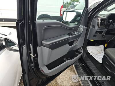 2025 Ford F-150 XLT Crew Cab Short Bed - zdjęcie 9 z 28 - miniatura