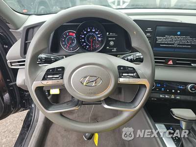 2023 Hyundai Elantra SEL - zdjęcie 10 z 37 - miniatura