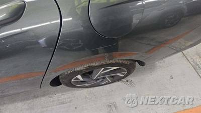 2025 Hyundai Elantra Limited - zdjęcie 36 z 38 - miniatura