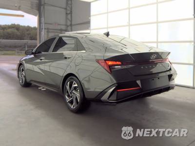 2025 Hyundai Elantra Limited - zdjęcie 6 z 38 - miniatura