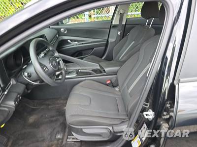 2023 Hyundai Elantra SE - zdjęcie 7 z 32 - miniatura