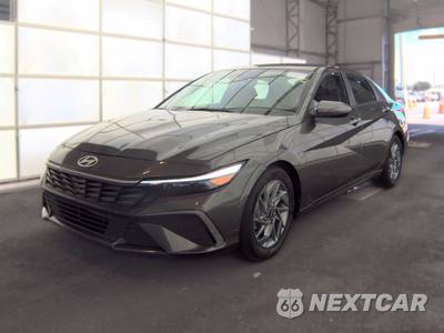 2024 Hyundai Elantra SEL - zdjęcie 1 z 31 - miniatura