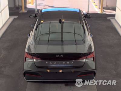 2024 Hyundai Elantra SEL - zdjęcie 5 z 31 - miniatura