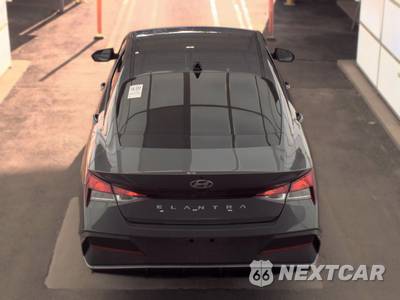 2026 Hyundai Elantra SE - zdjęcie 5 z 23 - miniatura