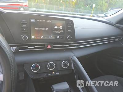 2026 Hyundai Elantra SE - zdjęcie 11 z 23 - miniatura