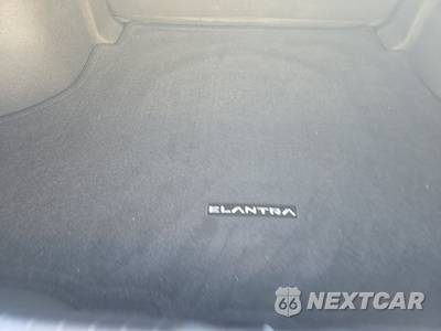 2025 Hyundai Elantra Hybrid Blue - zdjęcie 16 z 27 - miniatura