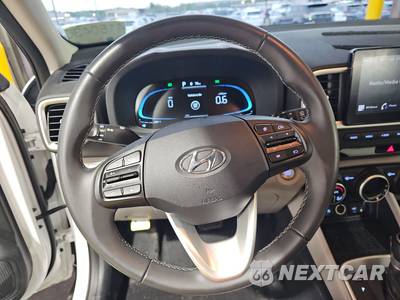 2026 Hyundai Venue SEL - zdjęcie 10 z 33 - miniatura