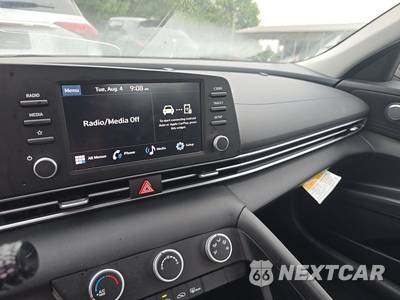 2025 Hyundai Elantra SE - zdjęcie 11 z 29 - miniatura