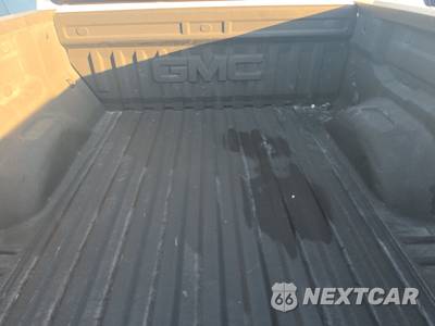 2021 GMC Canyon AT4 Crew Cab Medium Bed 4SB w/Cloth - zdjęcie 16 z 18 - miniatura