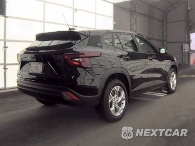 2026 Chevrolet Trax LS - zdjęcie 4 z 21 - miniatura