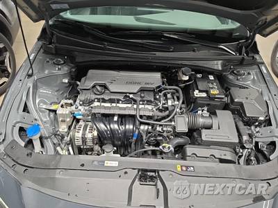 2026 Hyundai Elantra SEL Sport Premium - zdjęcie 12 z 18 - miniatura
