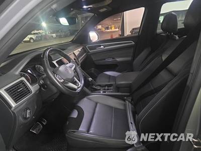 2021 Volkswagen Atlas Cross Sport V6 SE w/Technology R-Line - zdjęcie 7 z 17 - miniatura