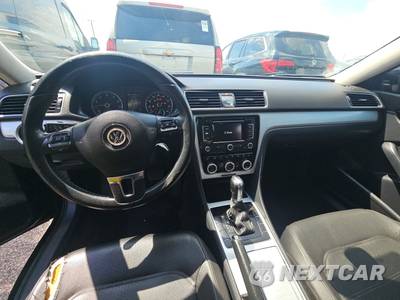 2012 Volkswagen Passat 2.5L SE w/Sunroof & Navigation - zdjęcie 11 z 41 - miniatura