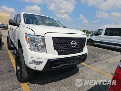 2022 Nissan TITAN SV Crew Cab Short Bed - zdjęcie 2 z 18 - miniatura