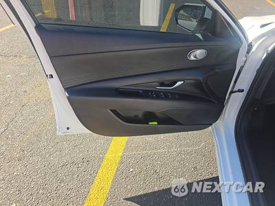 2023 Hyundai Elantra SEL - zdjęcie 9 z 24 - miniatura