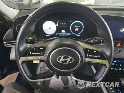 2025 Hyundai Elantra Limited - zdjęcie 10 z 30 - miniatura