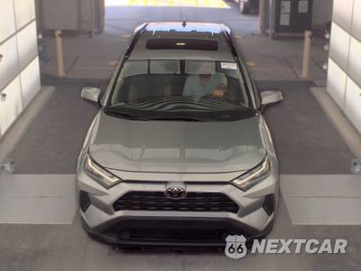 2025 Toyota RAV4 Hybrid XLE - zdjęcie 2 z 33 - miniatura