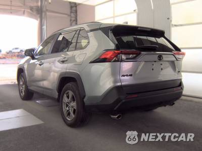 2025 Toyota RAV4 Hybrid XLE - zdjęcie 6 z 33 - miniatura