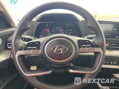 2023 Hyundai Elantra SEL - zdjęcie 10 z 44 - miniatura