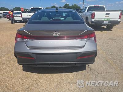 2024 Hyundai Elantra SEL - zdjęcie 5 z 25 - miniatura