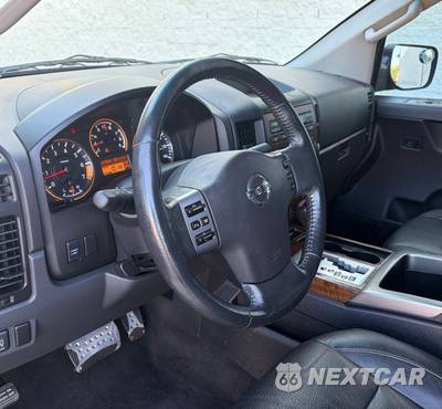 2012 Nissan TITAN SL Crew Cab Short Bed - zdjęcie 7 z 23 - miniatura