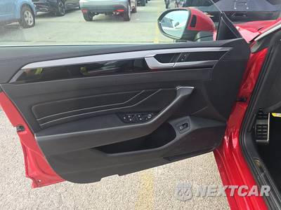 2021 Volkswagen Arteon SE - zdjęcie 9 z 19 - miniatura