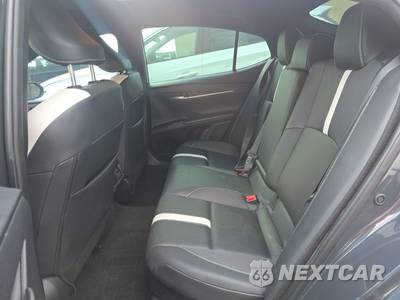 2026 Toyota Camry SE - zdjęcie 13 z 33 - miniatura