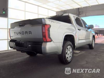 2023 Toyota Tundra SR Crew Cab Short Bed - zdjęcie 4 z 25 - miniatura