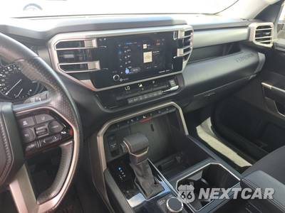 2024 Toyota Tundra SR5 Crew Cab Short Bed - zdjęcie 11 z 19 - miniatura