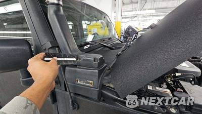 2015 Jeep Wrangler Unlimited Freedom Edition - zdjęcie 34 z 71 - miniatura