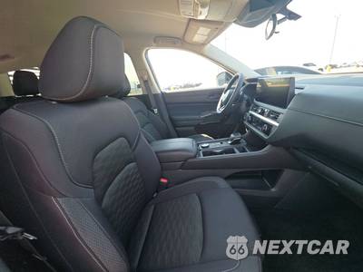 2026 Nissan Pathfinder S - zdjęcie 8 z 18 - miniatura